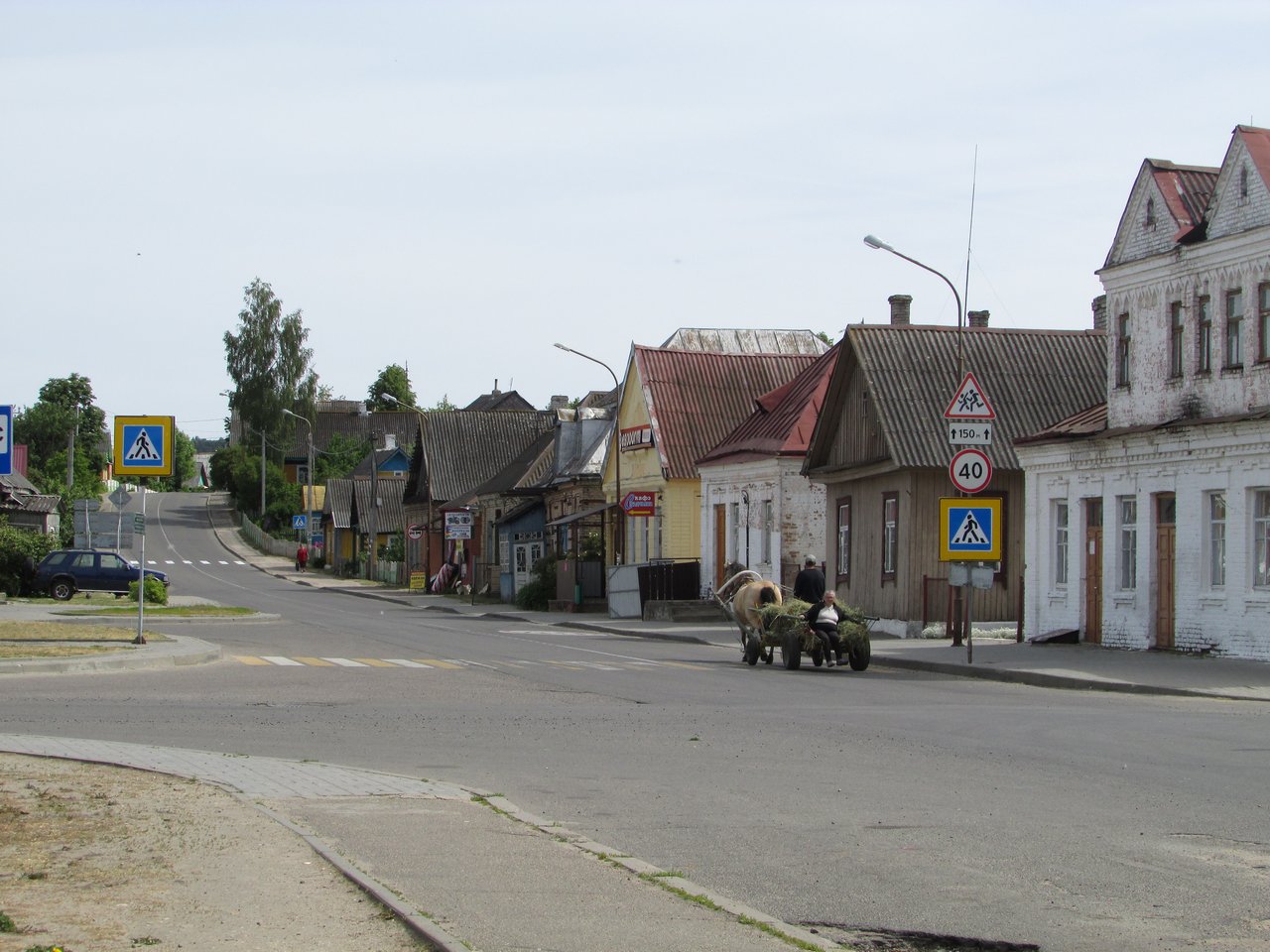 Типичная белорусская деревенская улочка