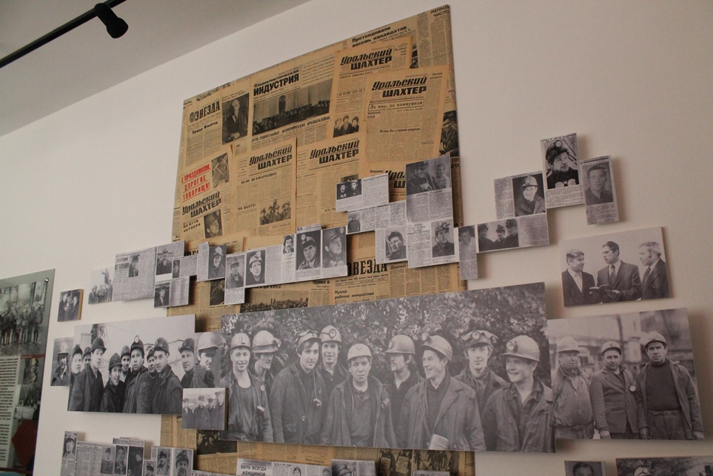 Газетные вырезки, фотографии шахтеров
