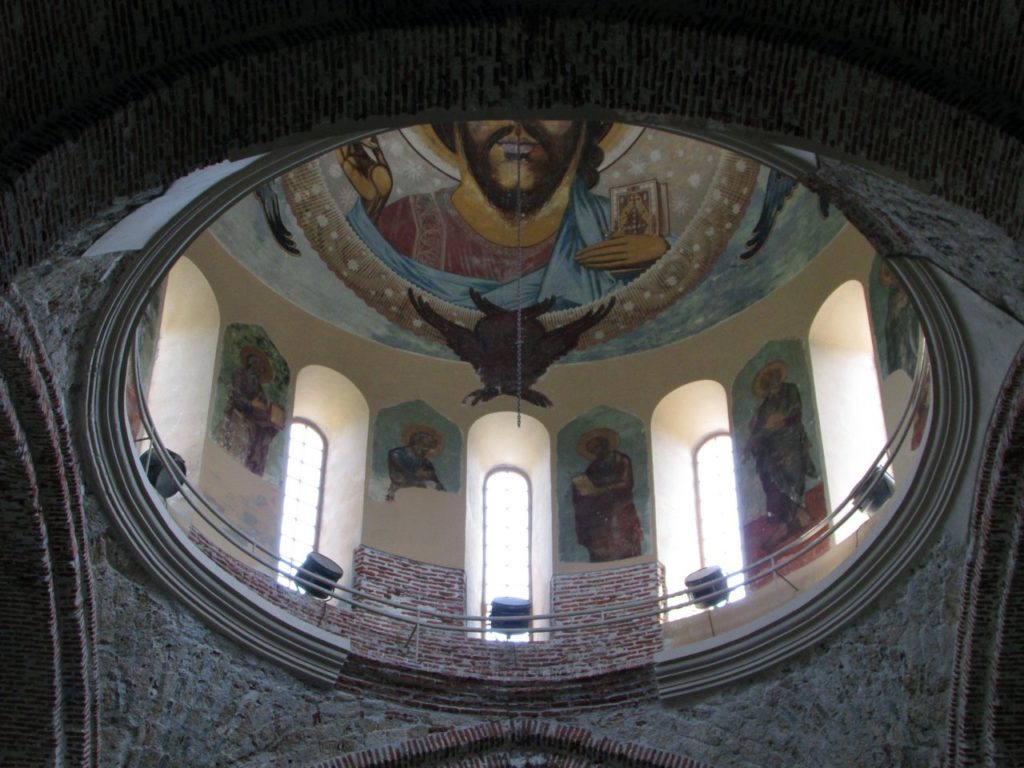 Фрески на куполе собора